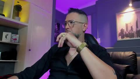 MrFrank. online show from February 6, 2026, 10:40 am