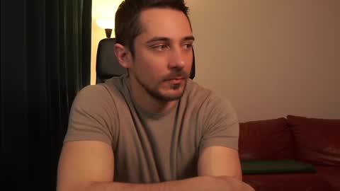 juan luis online show from March 29, 2026, 8:09 pm