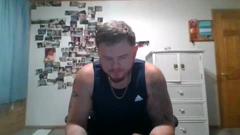 mrhandsome_1 online show from February 16, 2026, 1:51 pm