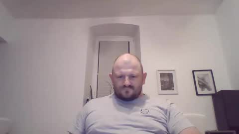 Snapshot of mrhotsex69 chatting on September 20, 2025, 12:11 am mrhotsex69 online show from September 20, 2025, 12:11 am