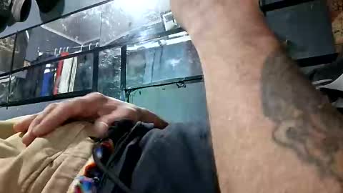 Snapshot of mrj1979 chatting on November 28, 2025, 9:34 am mrj1979 online show from November 28, 2025, 9:34 am