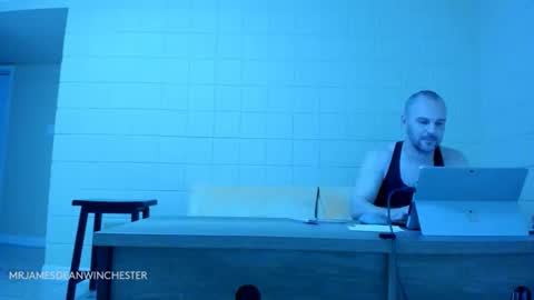 mrjamesdeanwinchester online show from April 24, 2026, 3:42 am