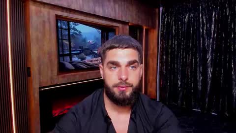 mrkarlhot99 online show from September 18, 2025, 7:27 pm