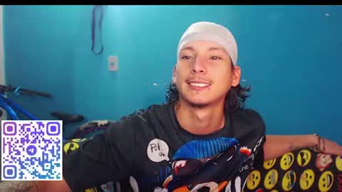 DEIVI online show from June 23, 2026, 1:47 am
