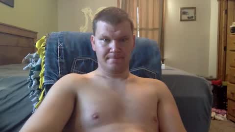 mrlongm8 online show from November 19, 2025, 2:28 pm