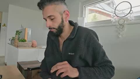 Snapshot of mrlongplay835366 chatting on February 19, 2026, 12:23 pm mrlongplay835366 online show from February 19, 2026, 12:23 pm