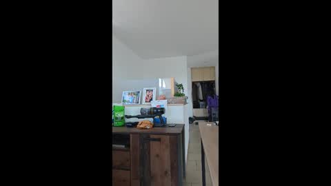 Snapshot of mrlongplay835366 chatting on March 2, 2026, 1:18 pm mrlongplay835366 online show from March 2, 2026, 1:18 pm