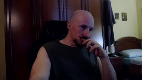 Antony online show from November 22, 2025, 10:36 am