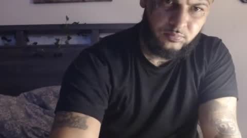 mrnineinch1995 online show from April 18, 2026, 1:20 am