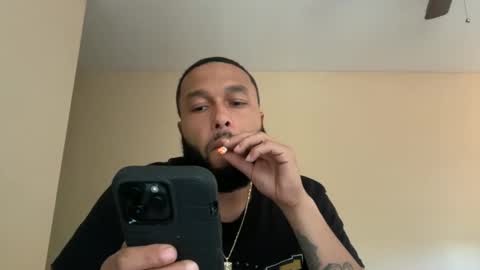 mrnuts24 online show from September 28, 2025, 6:13 pm