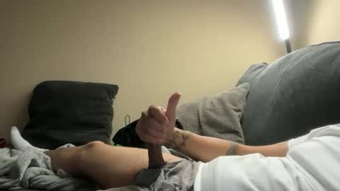 mrnuts24 online show from November 2, 2025, 11:18 pm