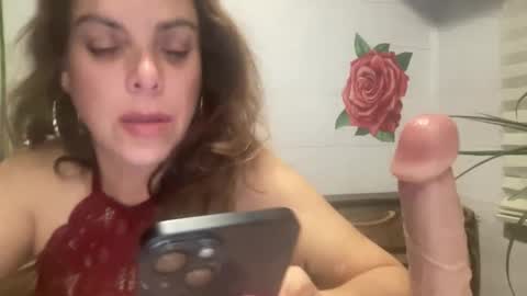 Snapshot of mrs_kinkie chatting on January 11, 2025, 10:29 pm mrs_kinkie online show from January 11, 2025, 10:29 pm