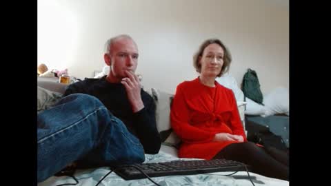 Snapshot of mrs_velvet_vixen_and_mr_stud chatting on September 11, 2025, 7:41 am Mrs Velvet Vixen online show from September 11, 2025, 7:41 am