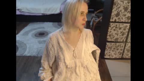 Sasha online show from December 1, 2025, 4:56 pm