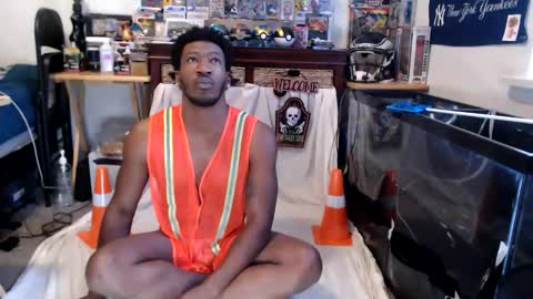 mrsoonicexrated online show from October 31, 2025, 3:24 pm