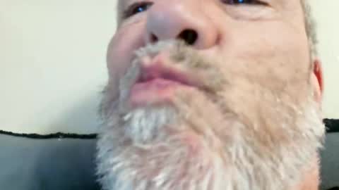 mrtease5 online show from March 3, 2025, 9:33 am