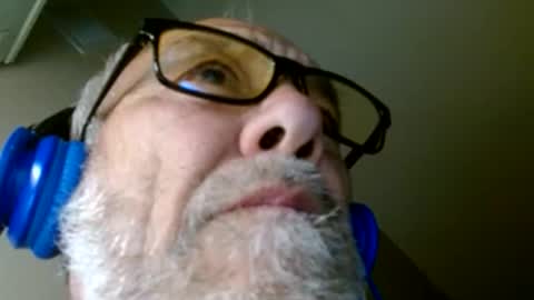 mrtease5 online show from April 26, 2026, 6:11 am