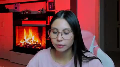 Snapshot of ms_emily_ chatting on July 29, 2026, 7:34 pm ms_emily_ online show from July 29, 2026, 7:34 pm