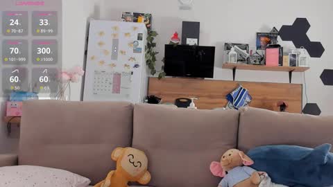 Ms ForYOU online show from November 27, 2025, 3:52 am