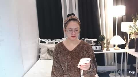 Ash online show from February 13, 2025, 12:43 pm