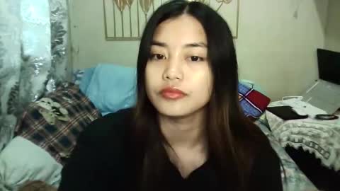 LEXIE online show from December 22, 2025, 7:49 am