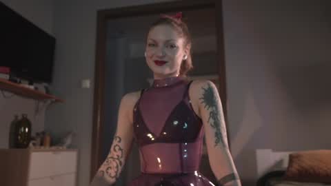 Snapshot of ms_lorelei chatting on February 7, 2025, 7:59 pm Lore online show from February 7, 2025, 7:59 pm