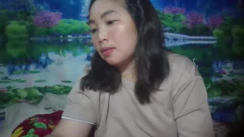 ms_pham online show from April 18, 2026, 4:11 pm