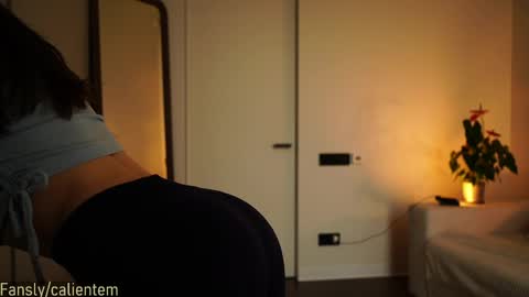 Snapshot of ms_seductive chatting on April 29, 2026, 2:43 pm Your M online show from April 29, 2026, 2:43 pm