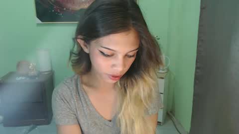 Snapshot of msmeygan chatting on February 17, 2025, 5:53 pm msmeygan online show from February 17, 2025, 5:53 pm