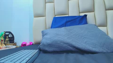 FERNANDA 3 online show from December 18, 2025, 3:12 am