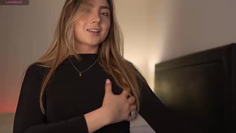 Sophie  online show from February 12, 2026, 2:56 pm