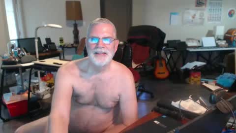 mt2much online show from February 2, 2025, 11:00 pm