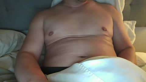 Snapshot of mtman5 chatting on January 18, 2025, 2:58 am mtman5 online show from January 18, 2025, 2:58 am