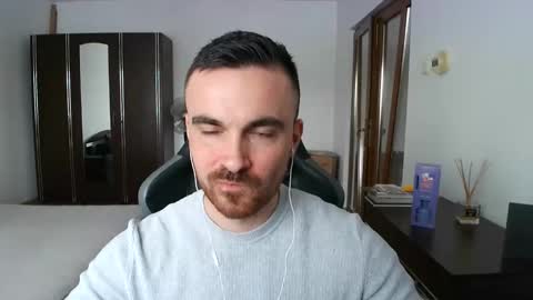 Victor online show from April 9, 2026, 11:48 am