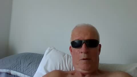 mucholover online show from January 17, 2026, 4:33 pm