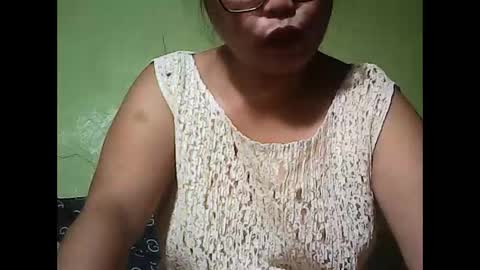muffy_bunny online show from October 24, 2025, 6:48 pm