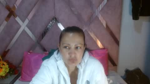 Snapshot of mulan_sexy01 chatting on March 9, 2025, 8:10 pm Mulan online show from March 9, 2025, 8:10 pm