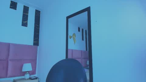 Muller Asher online show from November 4, 2025, 3:49 am