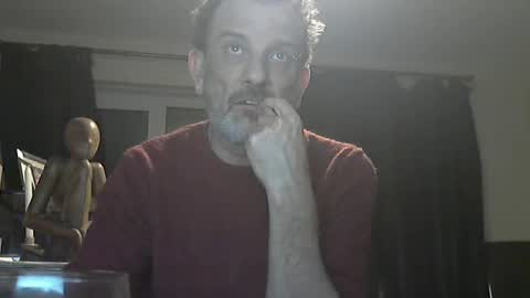 munch10 online show from January 31, 2025, 11:56 pm