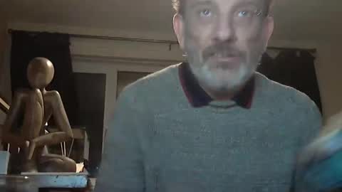 munch10 online show from February 9, 2025, 12:17 am