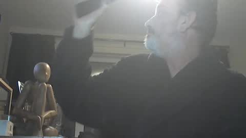 munch10 online show from October 5, 2025, 10:07 pm