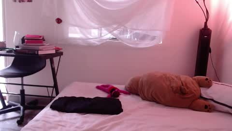   online show from May 18, 2026, 8:36 pm