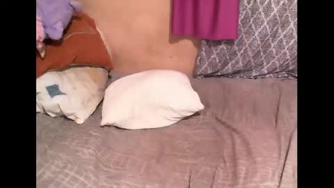 Snapshot of munniegalz1 chatting on February 11, 2025, 6:01 pm your angel online show from February 11, 2025, 6:01 pm