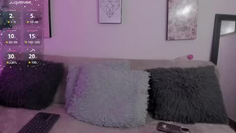 muriell_69 online show from October 4, 2025, 9:35 pm