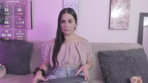 muriell_69 online show from October 15, 2025, 9:59 pm