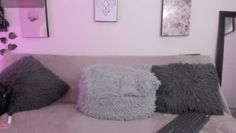 Snapshot of muriell_69 chatting on February 15, 2026, 12:29 am muriell_69 online show from February 15, 2026, 12:29 am