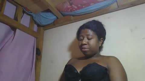 murielleee online show from March 29, 2026, 7:47 pm