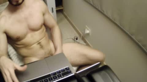 muscle_boy2345 online show from September 20, 2025, 5:19 am