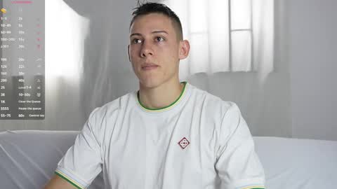 muscle_king_cum online show from December 19, 2025, 4:25 pm