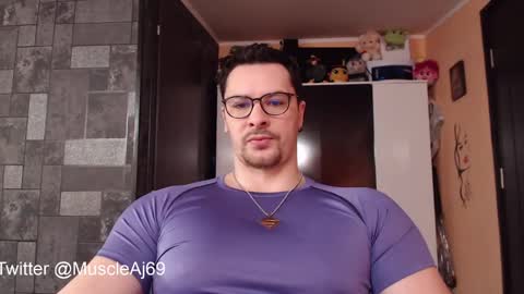Snapshot of muscleaj69 chatting on February 25, 2025, 2:54 pm AJ online show from February 25, 2025, 2:54 pm